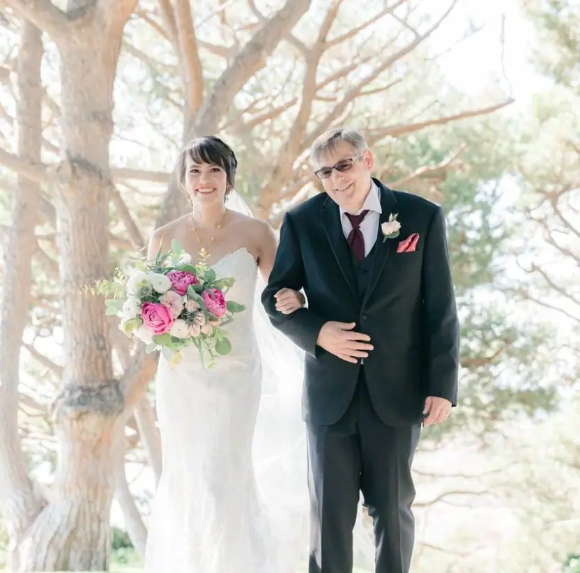 Floral design by Flowers by Laurel
